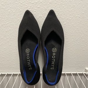 Black Rothy’s shoes